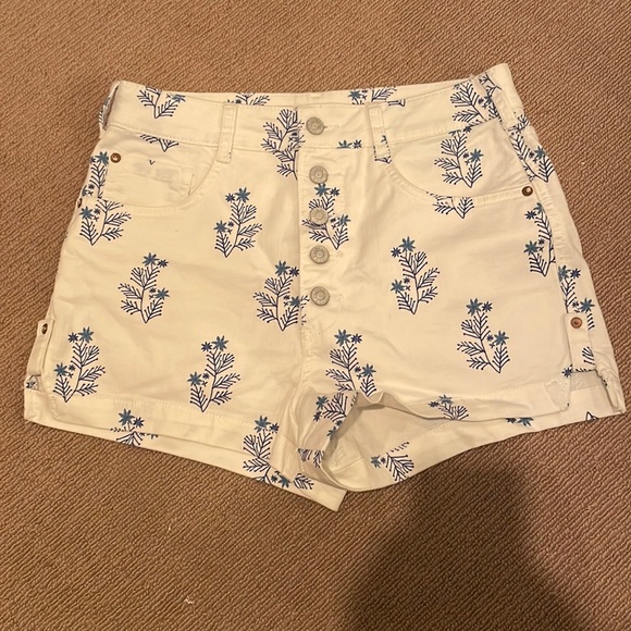 never worn pilcro shorts